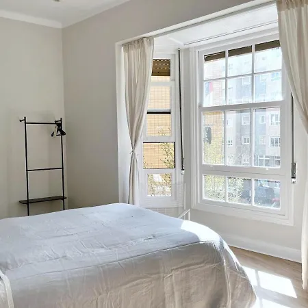 Zazpi Kaleak 4 アパート ビルバオ